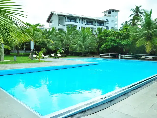 Lagoon Paradise Beach Resort, Тангалле