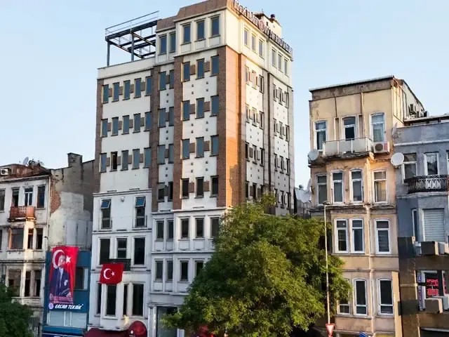 Taximtown, Стамбул