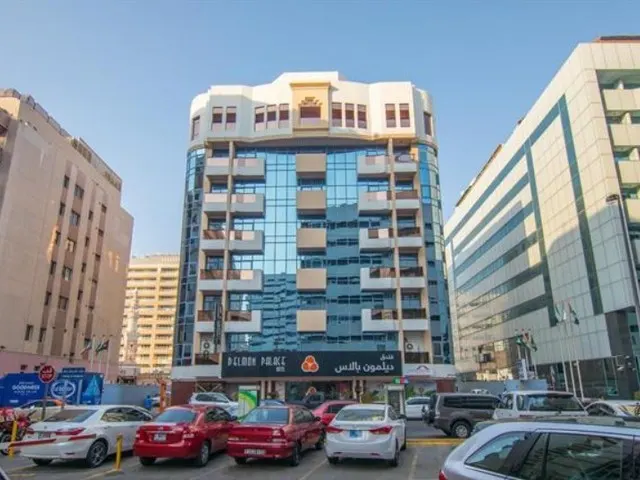 Delmon Palace (ex. Vendome Plaza), Дубай