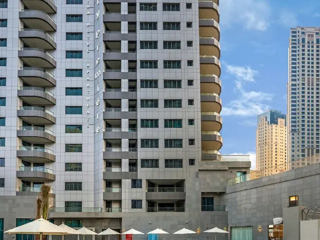 City Premiere Marina Hotel Apartments, Дубай
