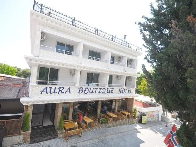 Aura Boutique, Сиде-Центр