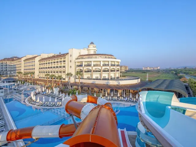 LRS Port River Hotel & Spa, Сиде: Титреенгель