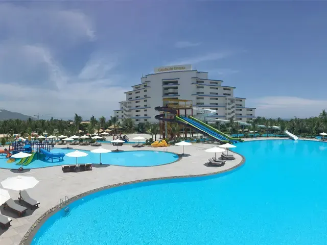 Cam Ranh Riviera Beach Resort & Spa, Камрань