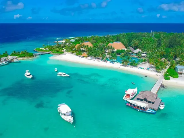 Kandooma Maldives (ex. Holiday Inn Resort Kandooma Maldives), Южный Мале Атолл