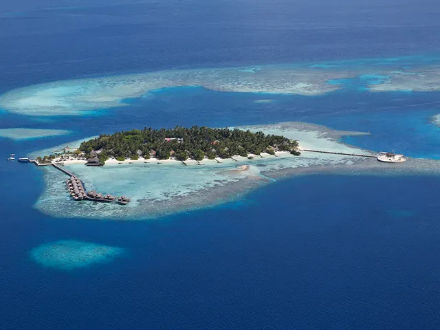 Nika Island Resort & SPA, Ари Атолл