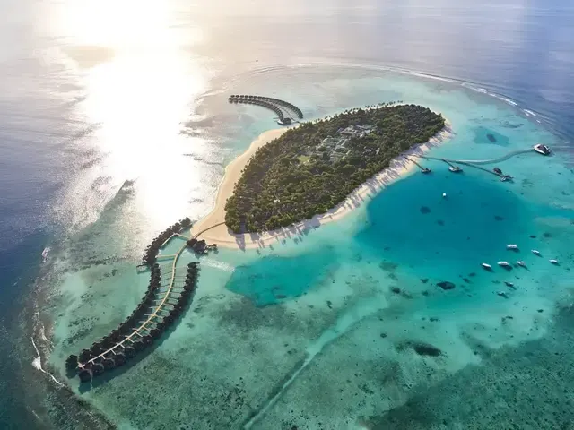 The Sun Siyam Iru Fushi (ex. Iru Fushi Beach & SPA), Нуну (Ноону) Атолл