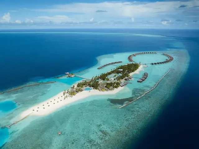 Veligandu Maldives Resort Island, Ари Атолл