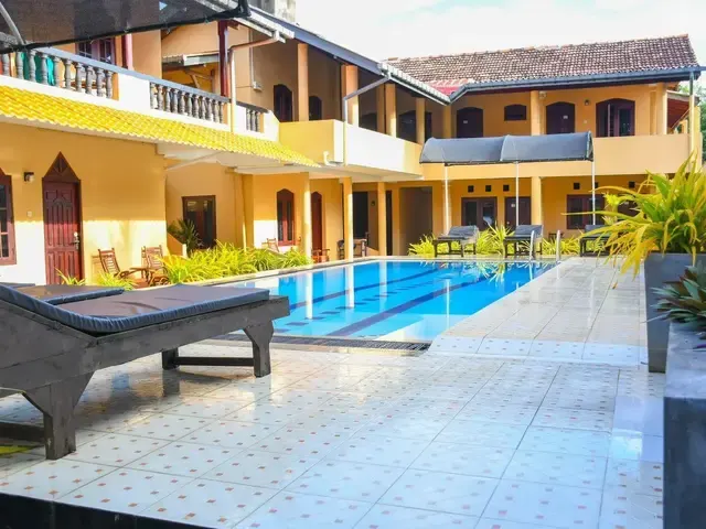 Drifters Hotel & Beach Restaurant, Хиккадува