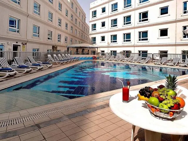Al Bustan Centre & Residence, Дубай
