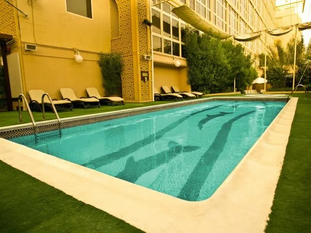 Arabian Courtyard Hotel & Spa, Дубай