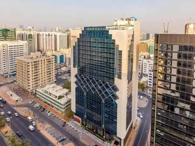 Millennium Downtown Abu Dhabi (ex. Millennium Plaza Downtown Abu Dhabi; Crowne Plaza Abu Dhabi), Абу Даби / Аль Айн