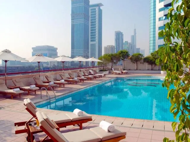 Millennium Plaza Downtown (ex. Crowne Plaza Dubai Sheikh Zayed Road), Дубай