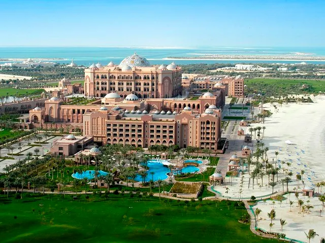 Emirates Palace Mandarin Oriental, Abu Dhabi (ex. Emirates Palace), Абу Даби / Аль Айн