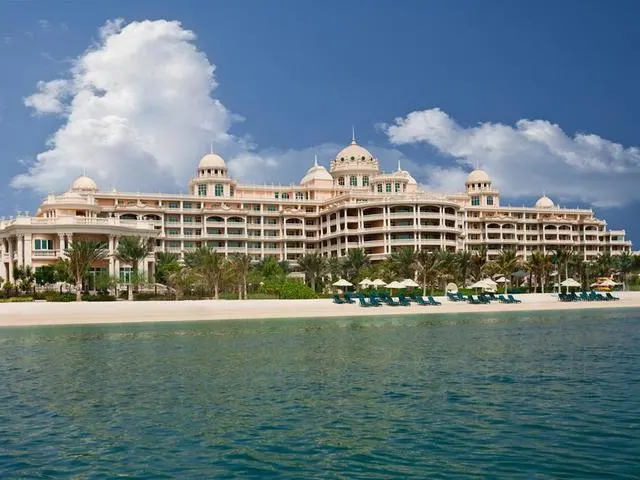 Kempinski Hotel & Residence Palm Jumeirah, Дубай