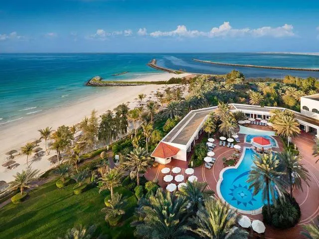 Dusit Ajman Resort & Villas (ex. Ajman Hotel & Villas By Blazon; Ajman Kempinski), Аджман