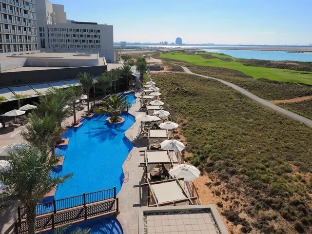 Yas Plaza Mangroves by IHG (ex. Radisson Blu Hotel, Abu Dhabi Yas Island), Абу Даби / Аль Айн