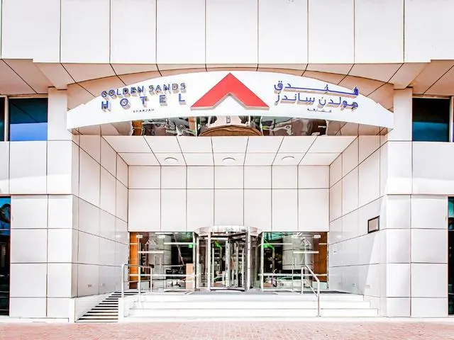 Golden Sands (ex. Ramada Hotel & Suites Sharjah), Шарджа