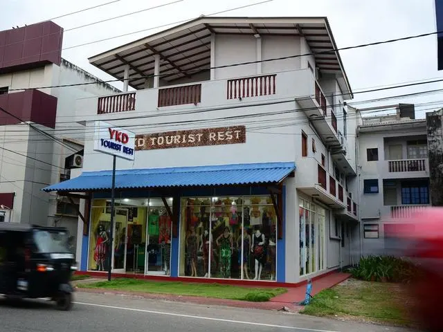 YKD Tourist Rest, Хиккадува