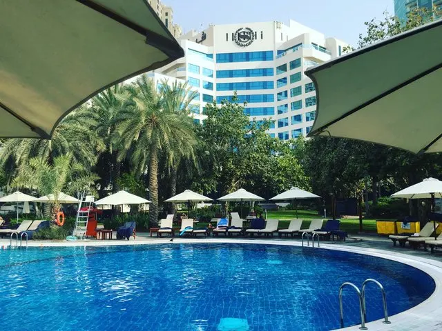 Sheraton Jumeirah Beach Resort, Дубай