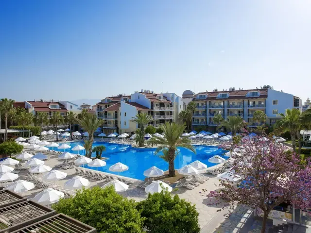 Barut B Suites (ex. Family Life Side By Barut Hotels; Sunwing Side West Beach), Сиде: Эвренсеки