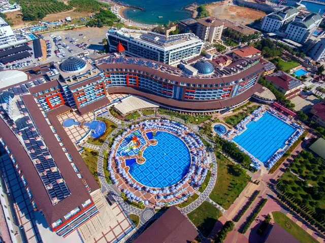 Lonicera Resort & Spa, Аланья