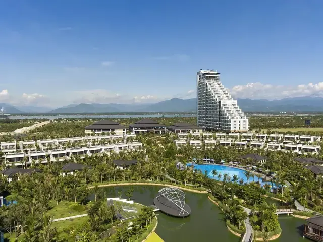 Duyen Ha Resort, Камрань