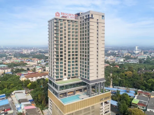 Brighton Grand Hotel, Паттайя