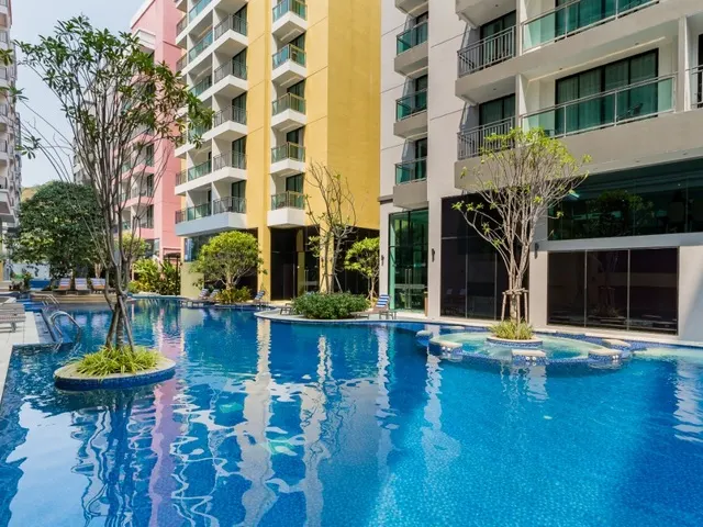 Citrus Grande Hotel Pattaya by Compass Hospitality, Паттайя