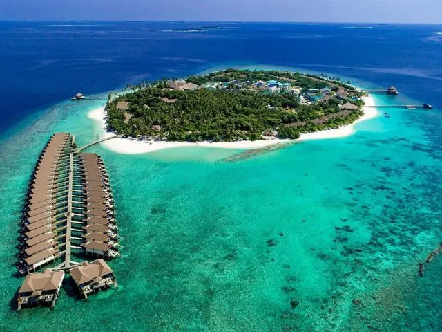 Reethi Faru Resort, Раа Атолл