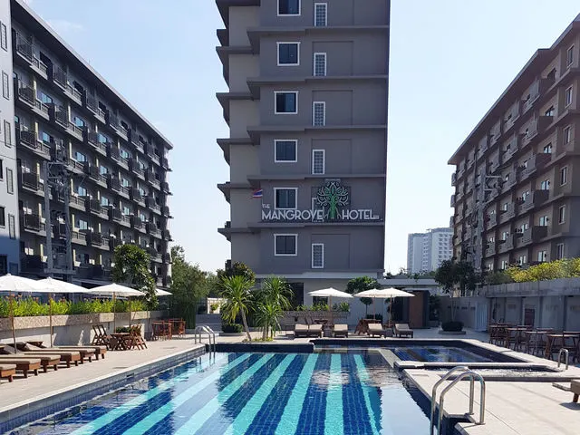 The Mangrove Hotel, Паттайя