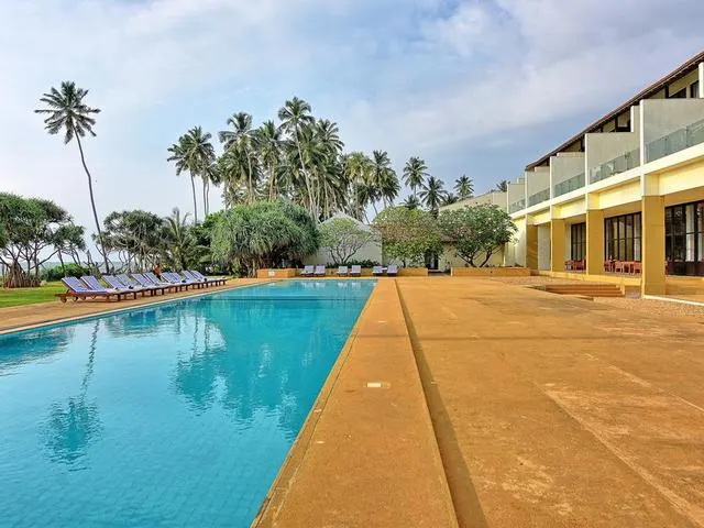 Grand Beach (ex. Oak Ray Beach; Vendol Resort), Ваддува