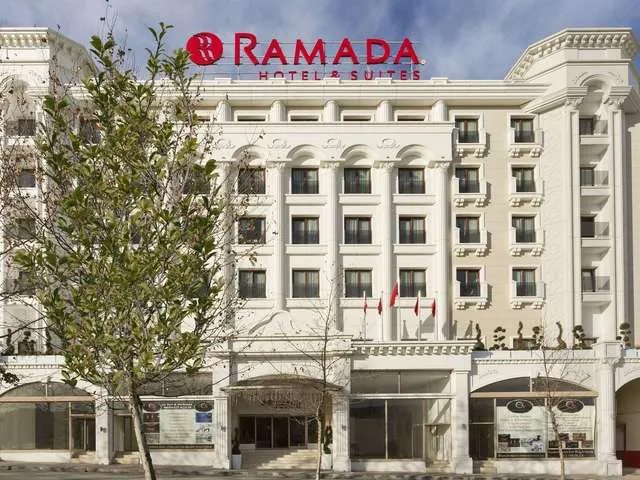 Ramada Hotel & Suites By Wyndham Istanbul Merter, Стамбул