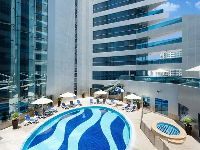Grand Mercure Business Bay (ex. Gulf Court Business Bay), Дубай
