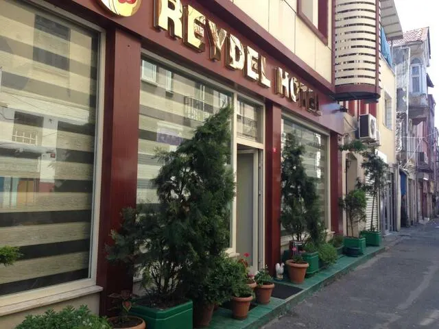 Reydel, Стамбул