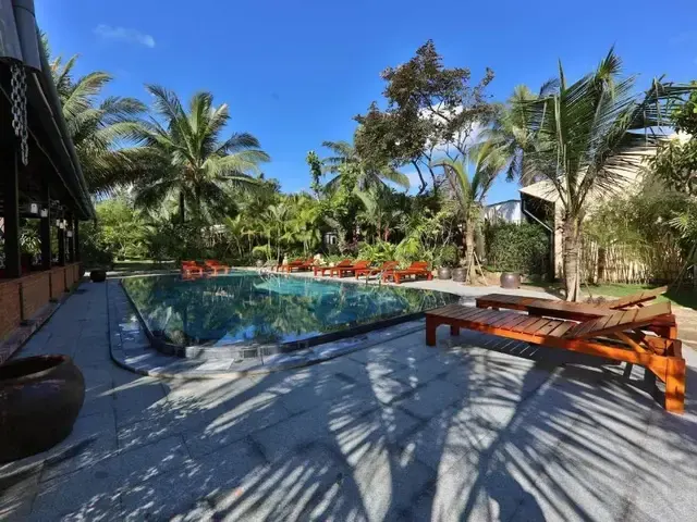 La Paloma Resort (ex. La Paloma Bungalows & Spa), Фукуок