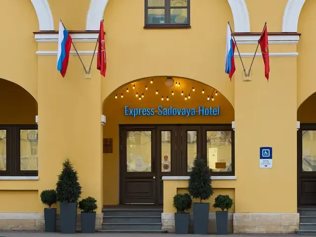 Экспресс Садовая (ex. Express St. Petersburg Sadovaya), Санкт-Петербург