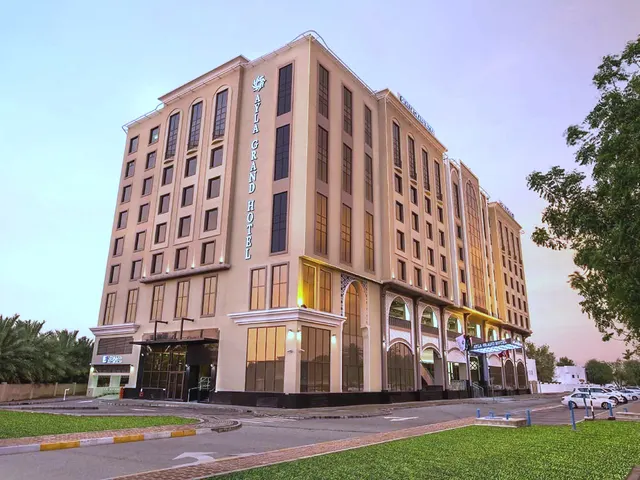 Ayla Grand Hotel, Абу Даби / Аль Айн