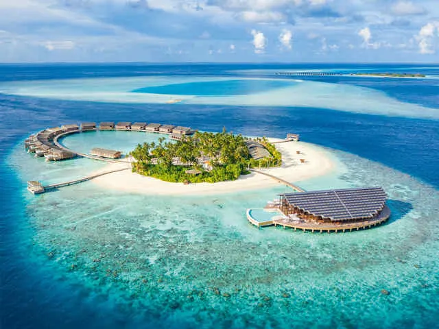 Kudadoo Maldives Private Island, Лавиани Атолл
