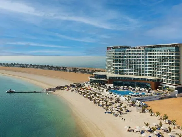 Hampton By Hilton Marjan Island, Рас-эль-Хайма