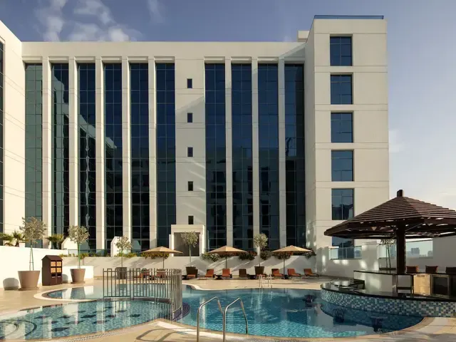 Hyatt Place Dubai Jumeirah, Дубай