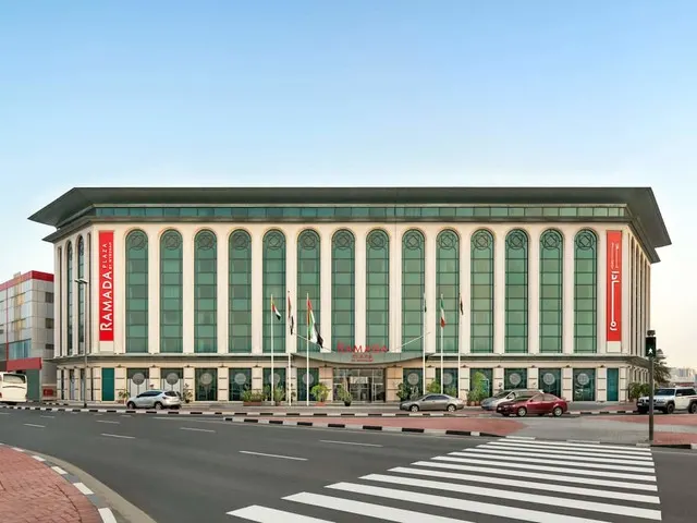 Ramada Plaza by Wyndham Dubai Deira (ex. Best Western Premier Deira), Дубай