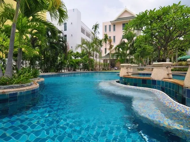 Baan Karonburi Resort, Пхукет: Карон