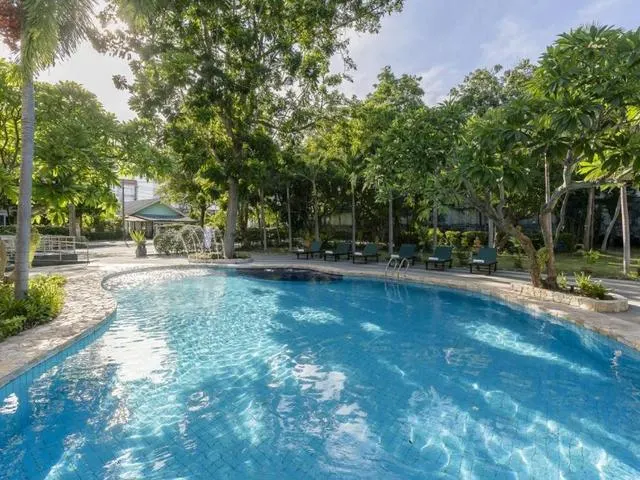 Bella Villa Pattaya 3rd Road (ex. Bella Villa Serviced Apartment), Паттайя