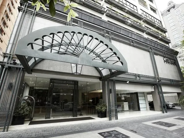 Cape House Serviced Apartments, Бангкок