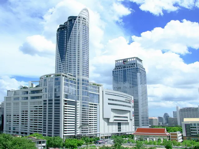 Centara Grand & Bangkok Convention Centre at CentralWorld, Бангкок