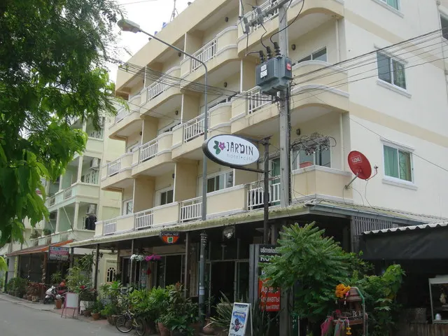 Jardin (ex. Argentum; Dacha Beach), Паттайя
