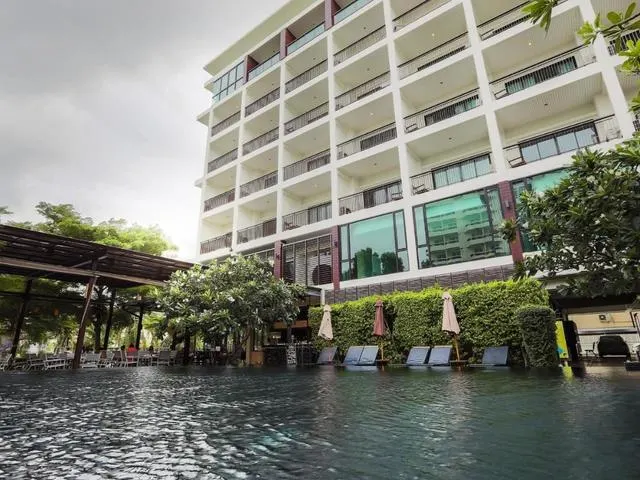 Fifth Jomtien Pattaya (ex. Fifth Jomtien The Residence), Паттайя