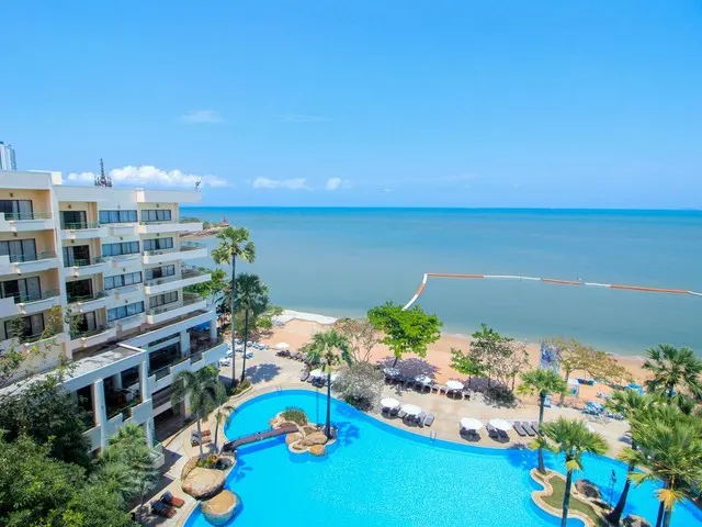 Garden Sea View Resort, Паттайя