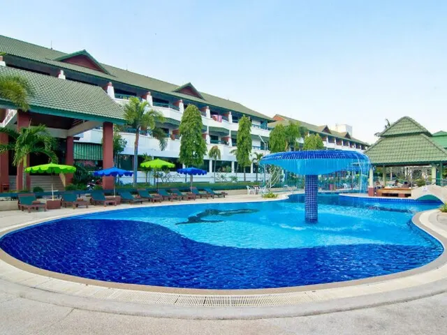 Grand Jomtien Palace, Паттайя