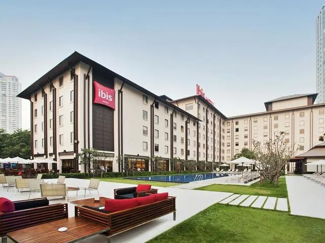 Ibis Bangkok Riverside, Бангкок